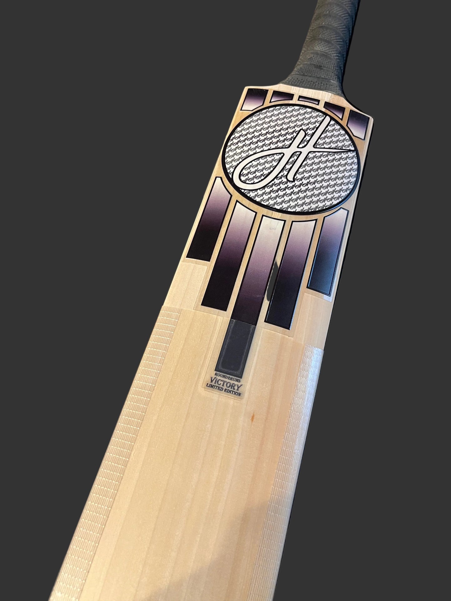 Holt Victory - Limited Edition