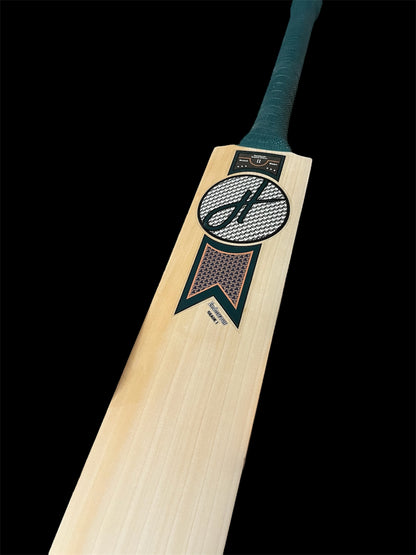 Holt Endeavour - Build Your Bat